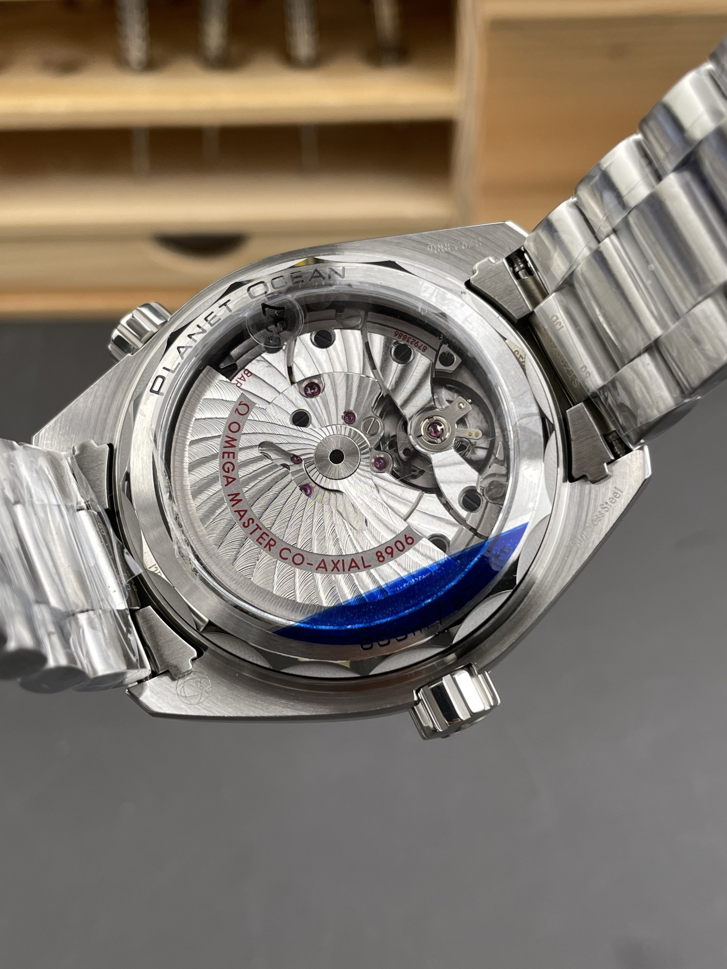 Seamaster 600 GMT, Taiji Bezel