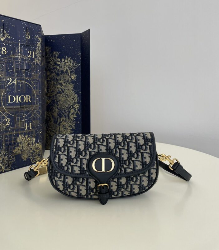 Replica Dior Bobby East – West Cd