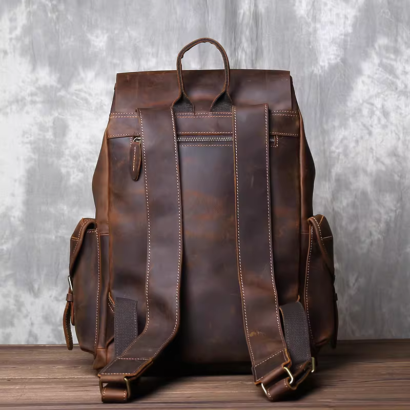 Simple retro backpack