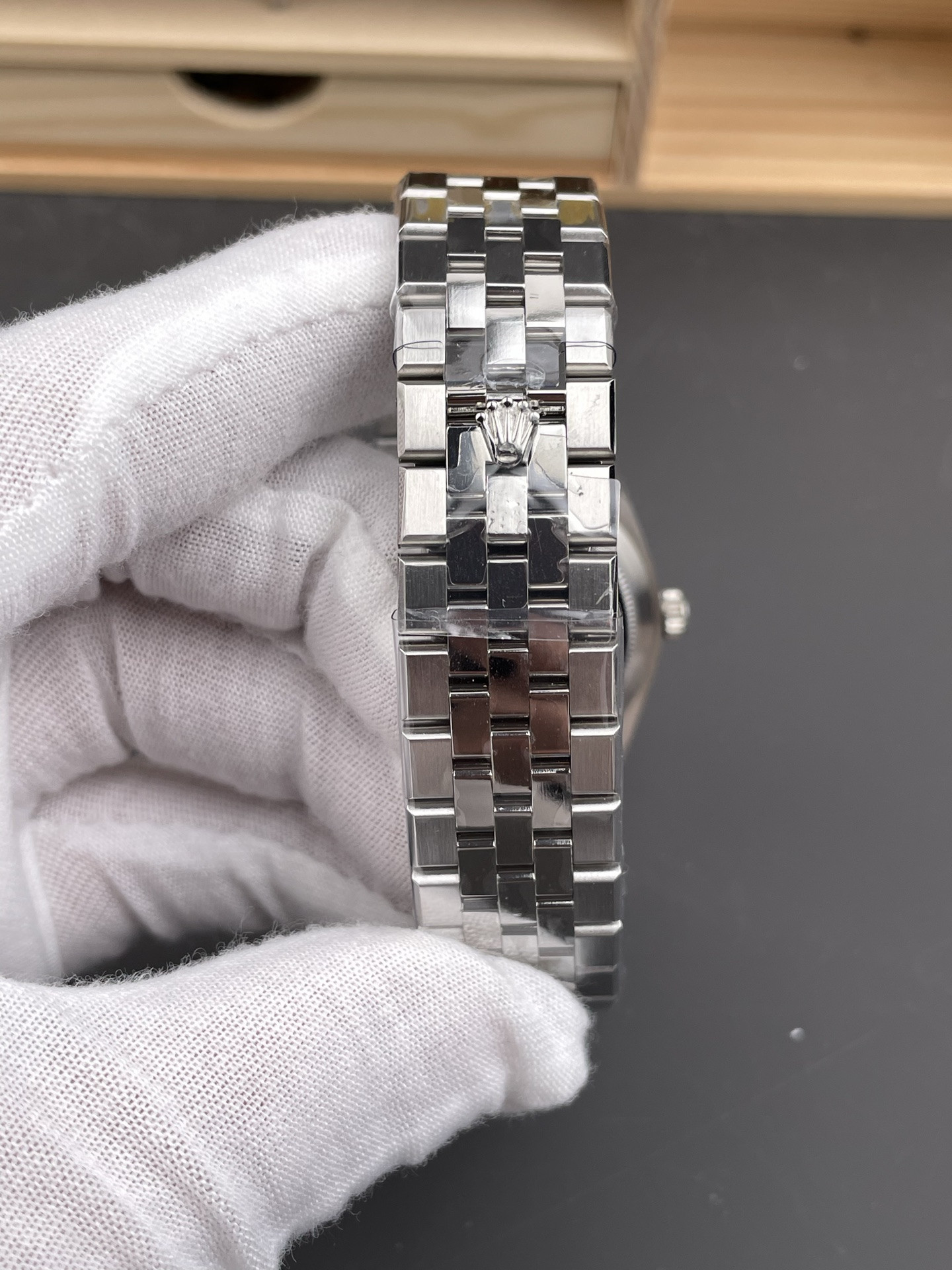 Land-Dweller White Dial