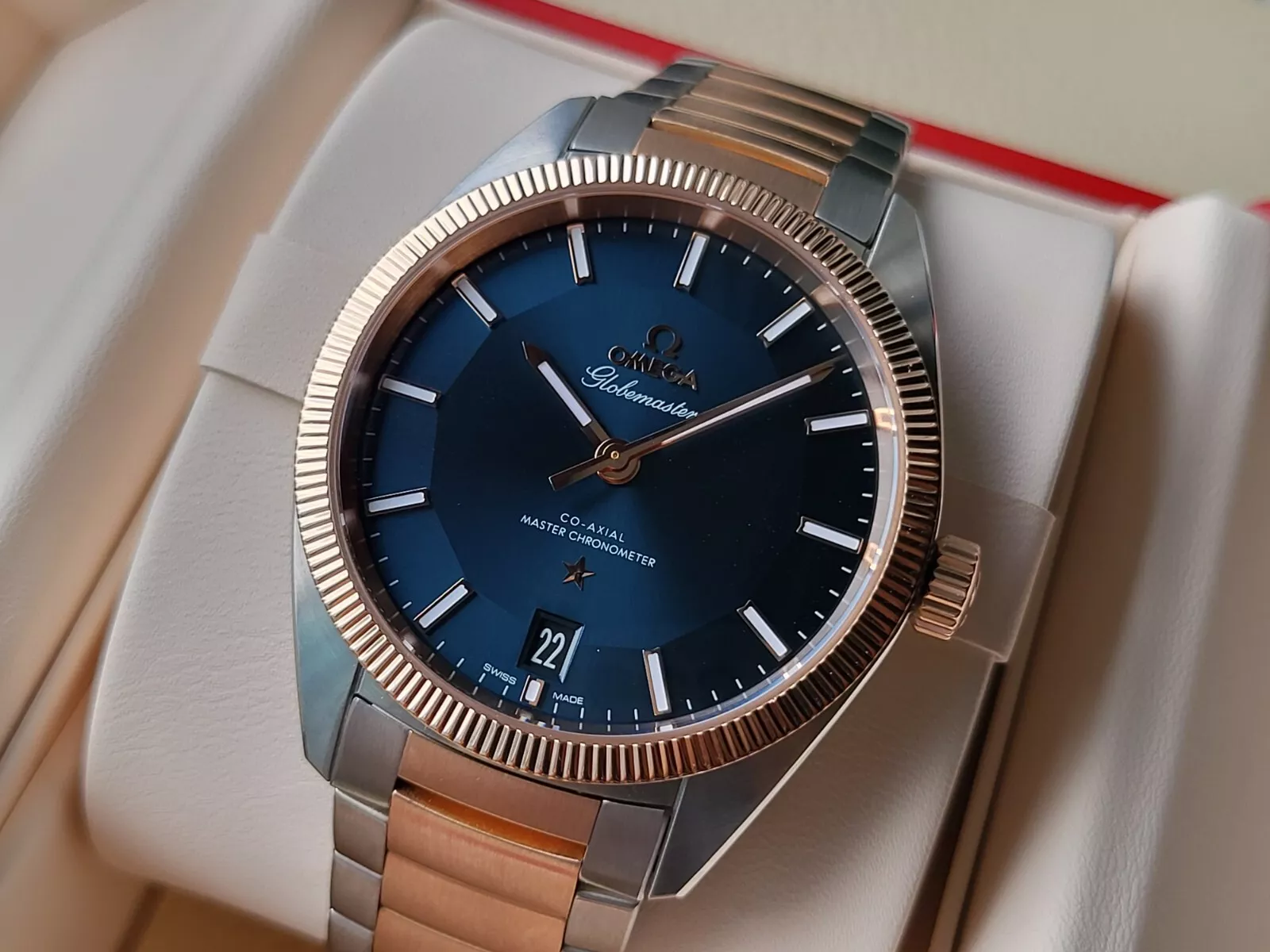 Omega Constellation Globemaster Co-Axial Master Chronometer