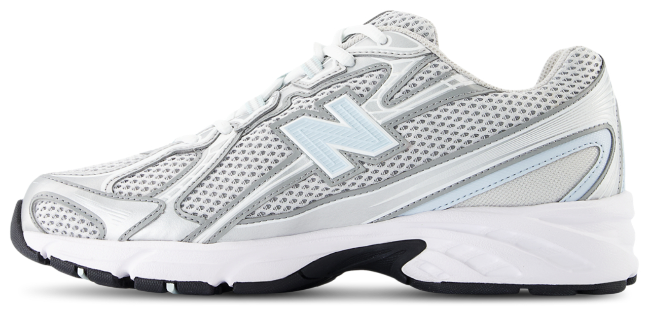 New Balance 740