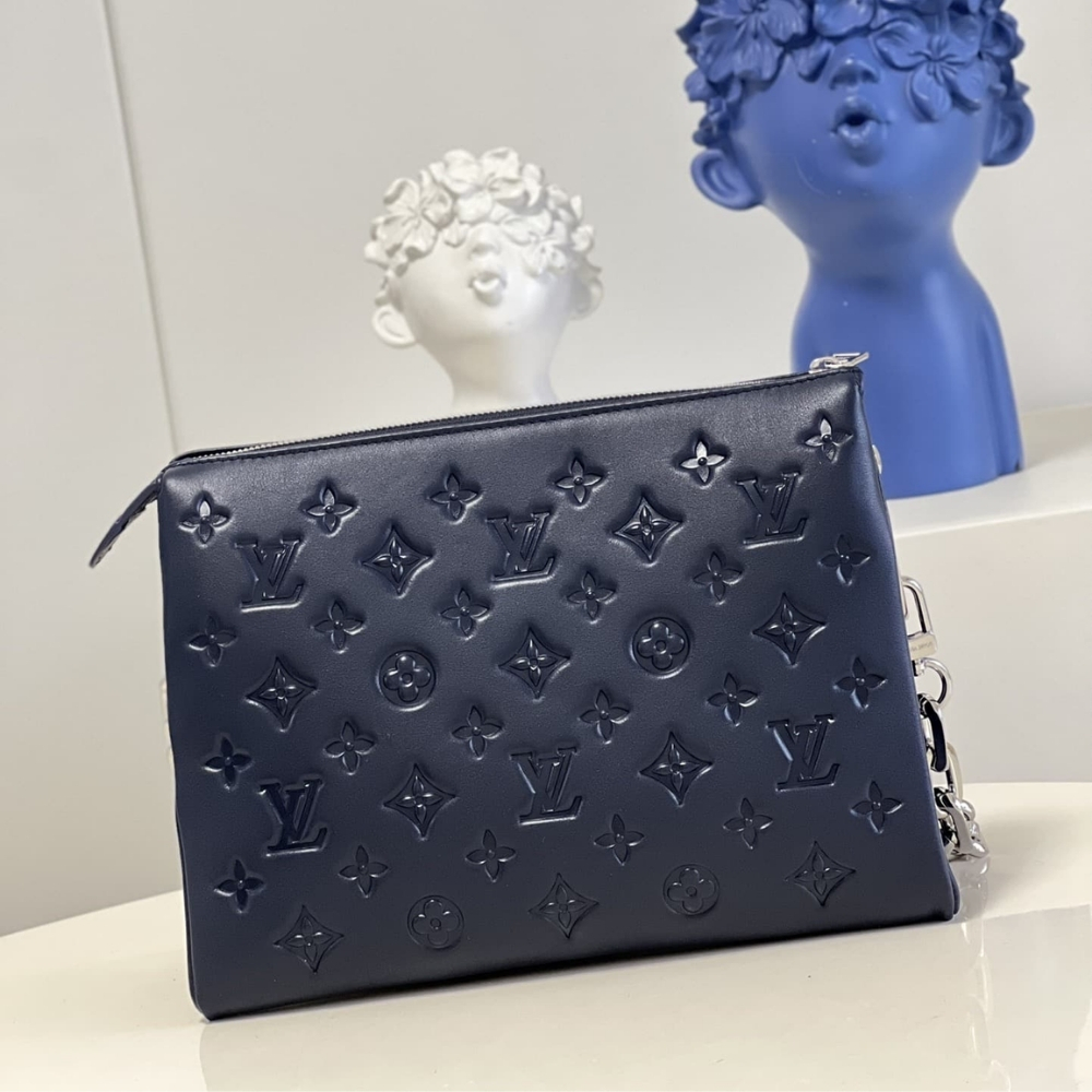 Louis Vuitton Coussin PM Blue 26Cm M20379