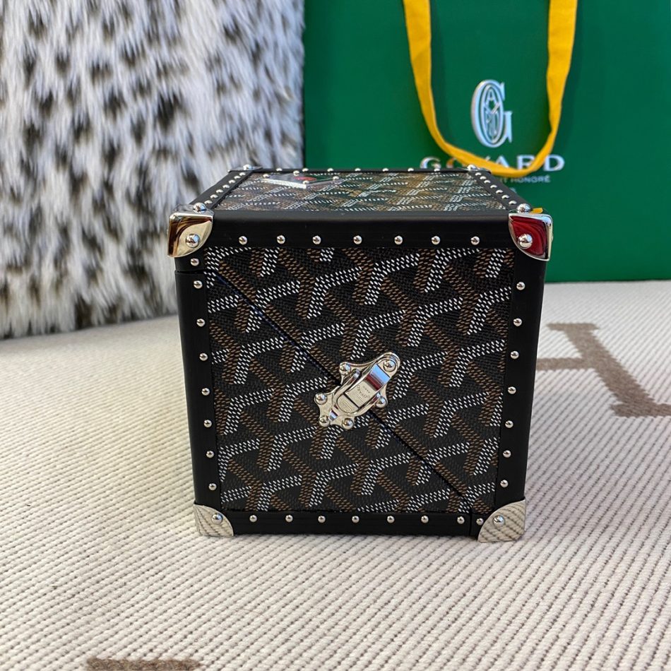 Goyard DE Trunk — Premium Vanity Case Dupe