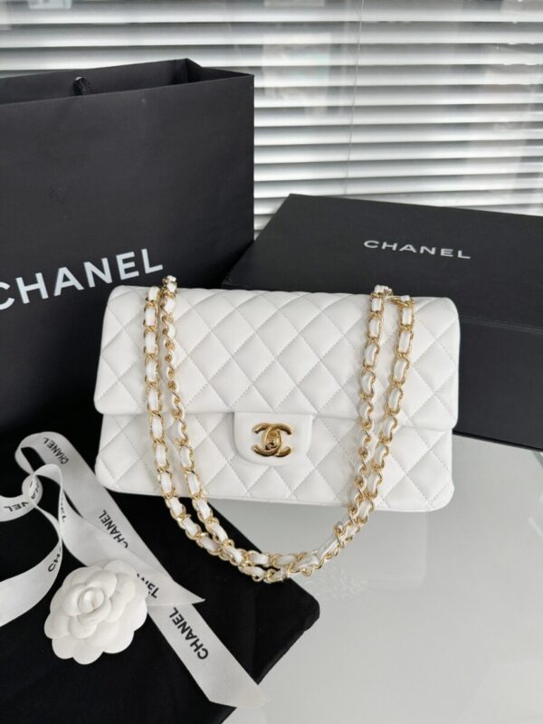 CHANEL Classic Flap 25cm White