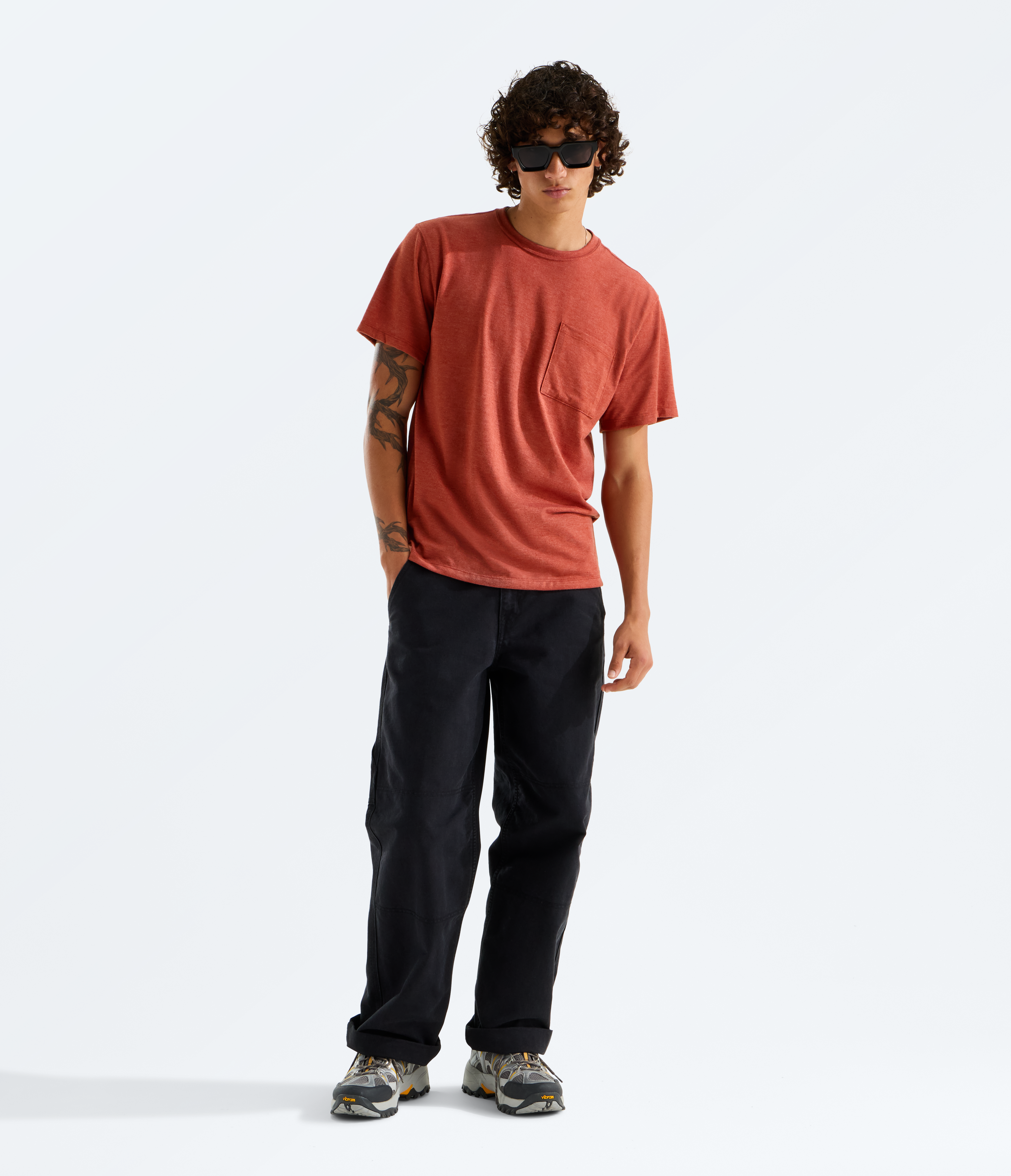 Men’s Tri-Blend Short-Sleeve Pocket Tee
