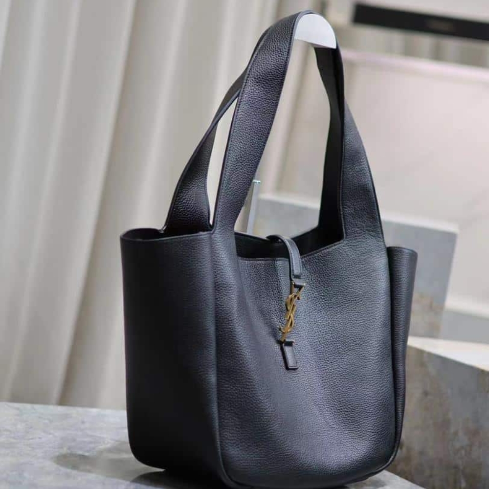 Saint Laurent Le 5 À 7 Bea In Grained Leather Black 50Cm 763435Aaduu1000