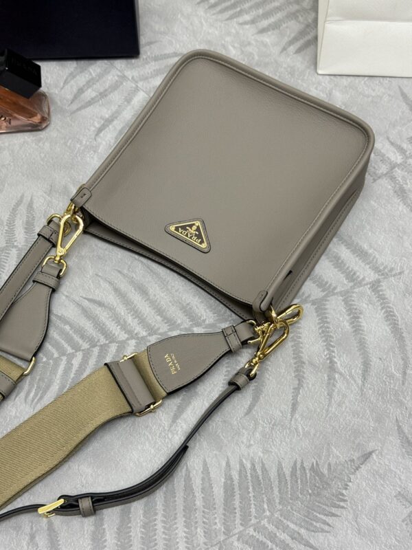 Replica Prada Saffiano Small Tote Beige