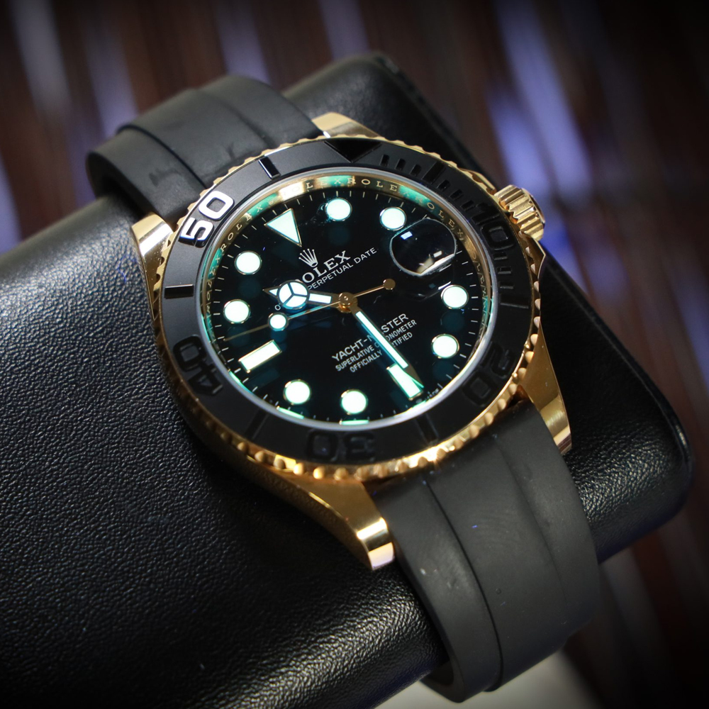Rolex Yacht-Master 42 Oyster, 42 mm, yellow gold Reference 226658