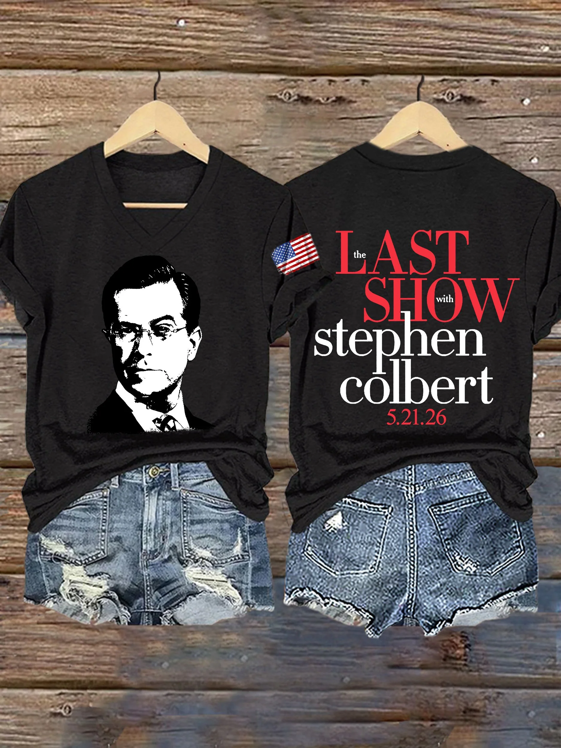 V-Neck Retro Last Show 05.21.2026 Print T-Shirt