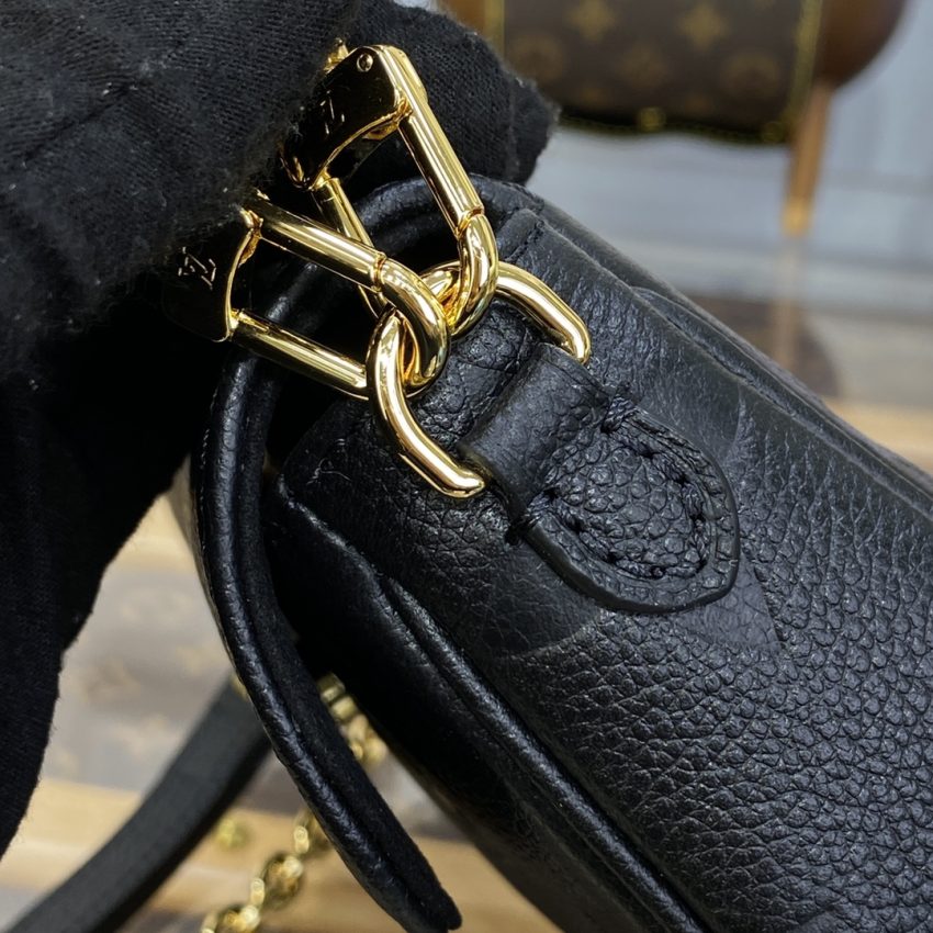 Replica Louis Vuitton Wallet On Chain Ivy Black