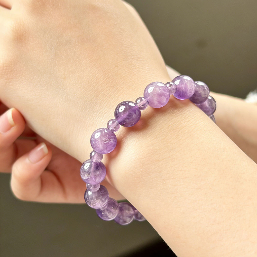 10mm Amethyst Gradient Bracelet | Calm, Clarity & Spiritual Balance