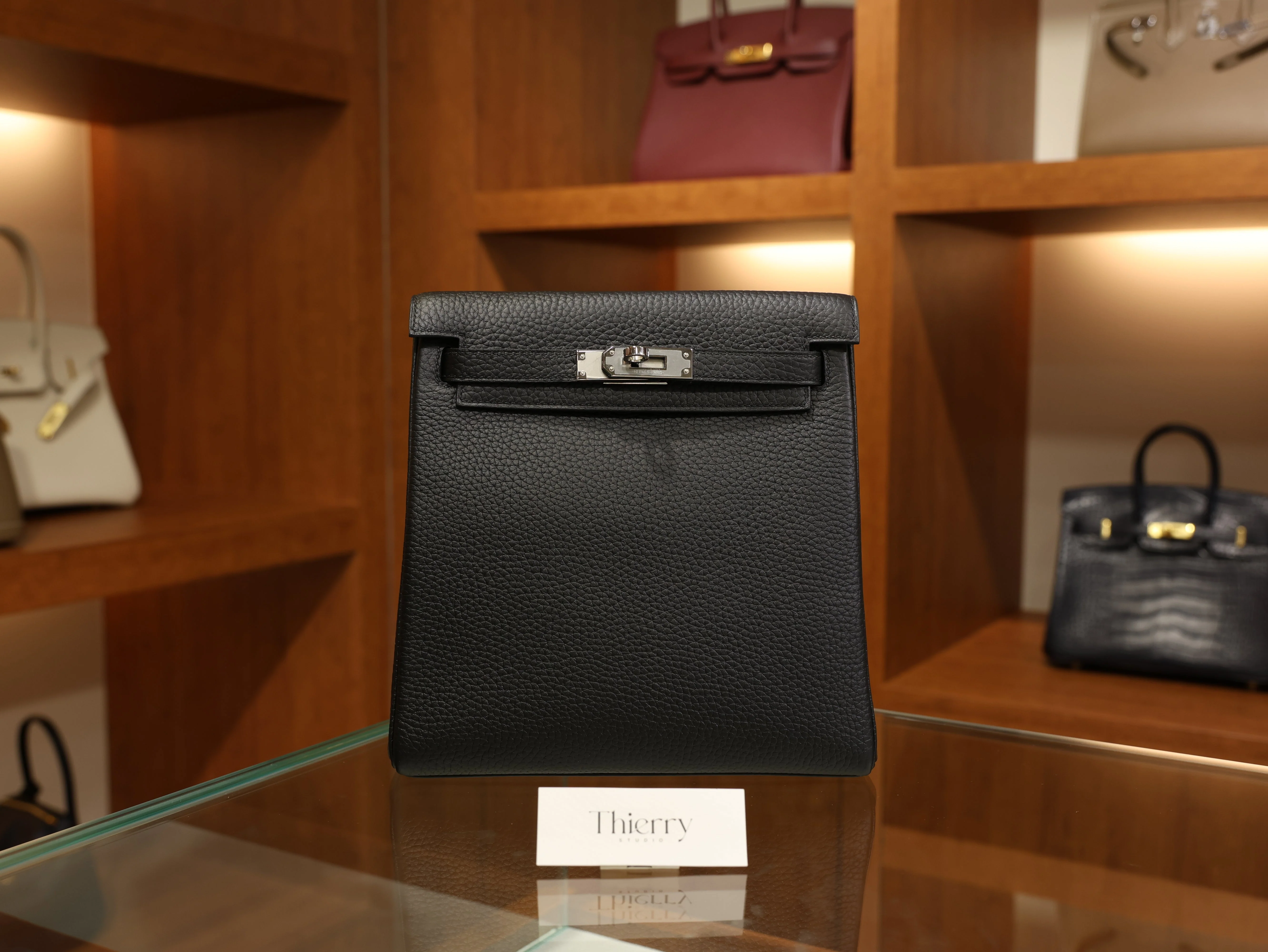 Kelly Ado PM clemence black PHW