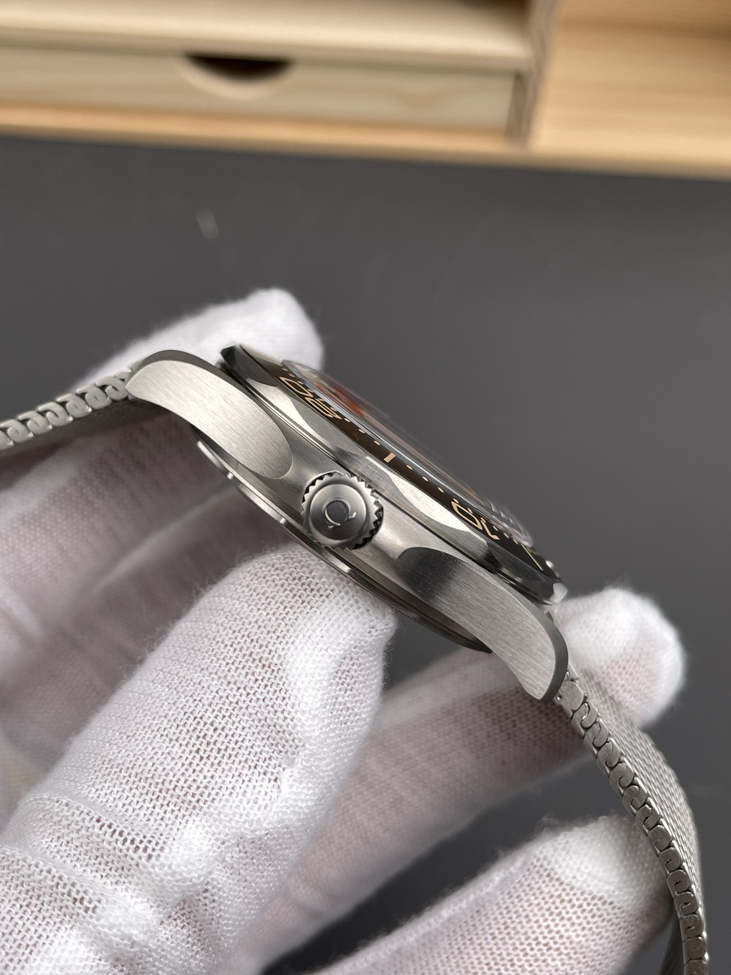 No Time To Die 007, Full Titanium V4 Version