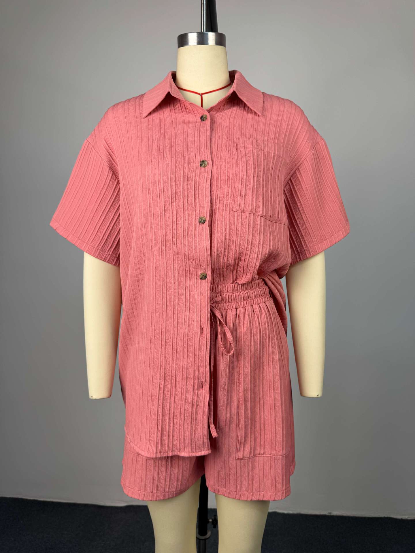 Women Spring Turndown Collar Short-sleeved shirt with tie and wide-leg shorts two-piece set