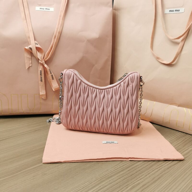Replica Miu Miu Matelassé Crystal Pink