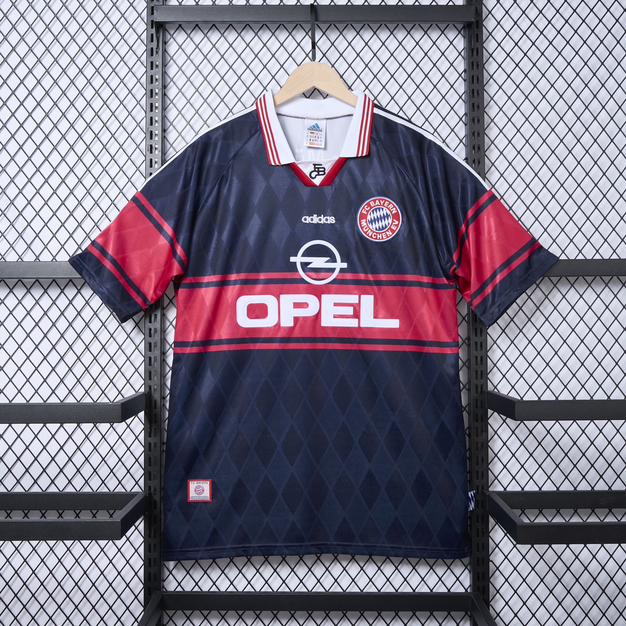 Retro Bayern Munich 1997-99 Home Stadium Jersey
