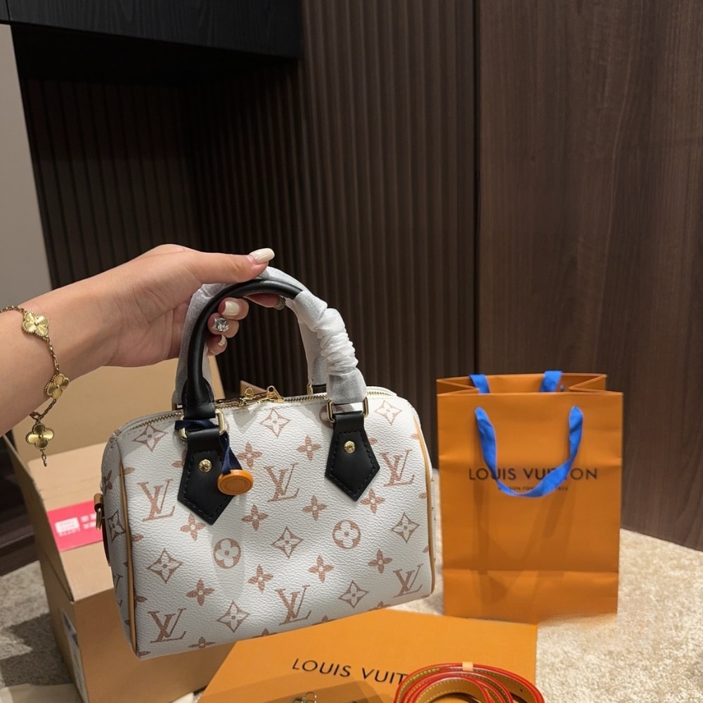 Louis Vuitton Speedy Bandoulière 20 Monogram Dune Coated Canvas 20cm M46906