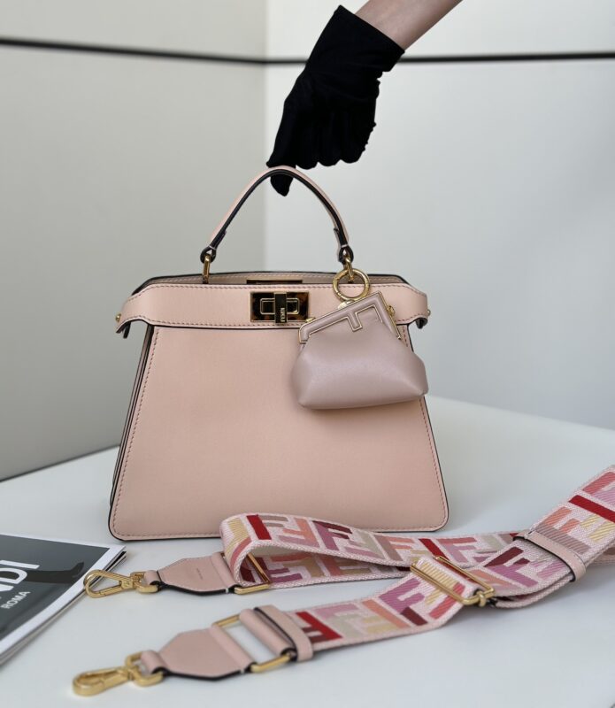Replica Fendi Peekaboo Medium Pink