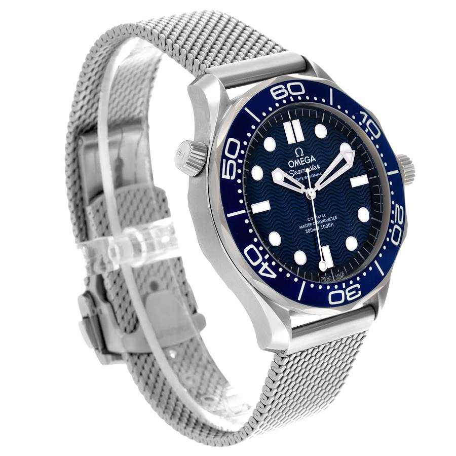 Omega Seamaster Diver James Bond Steel Mens Watch 210.30.42.20.03.002