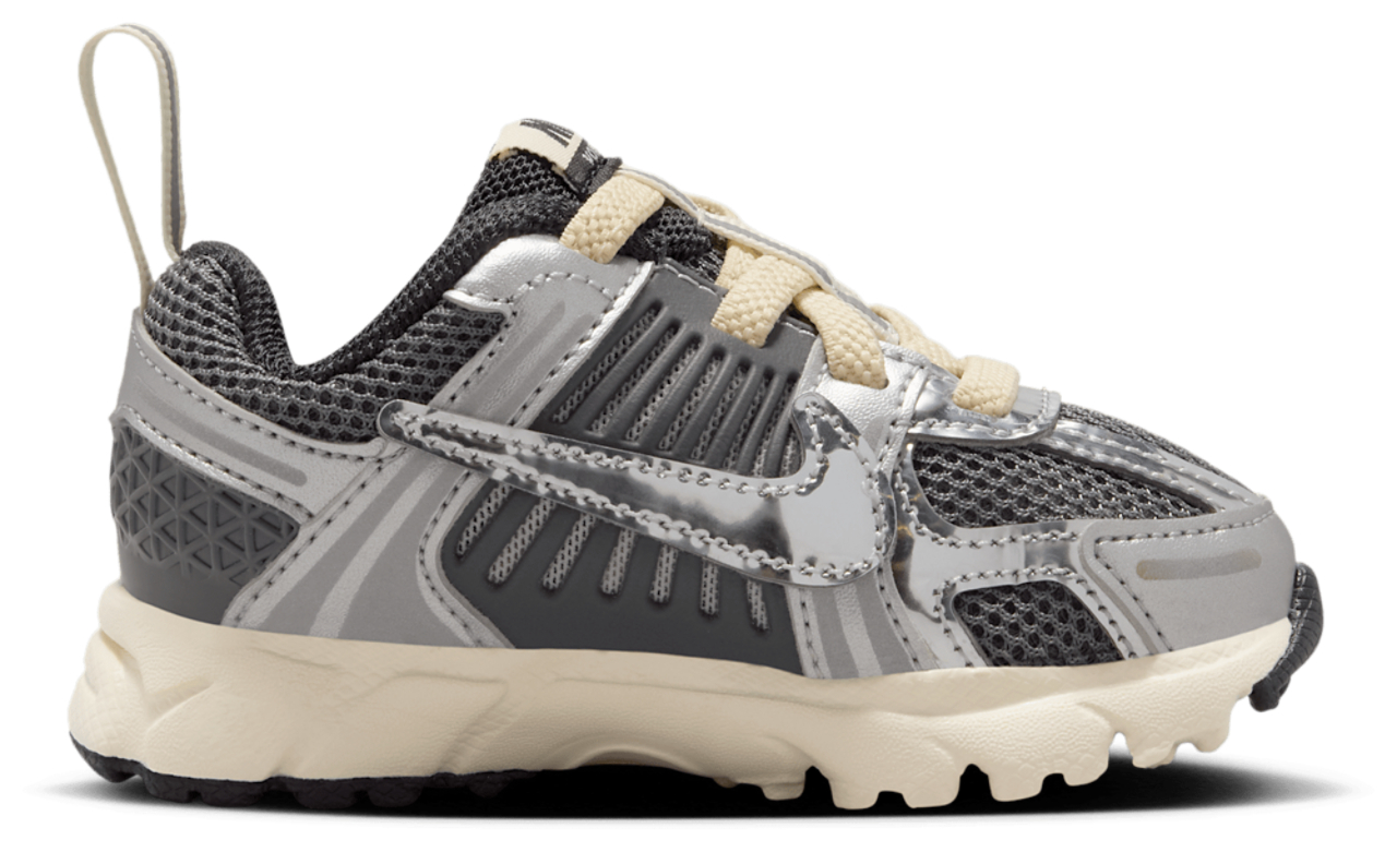 Nike Vomero 5