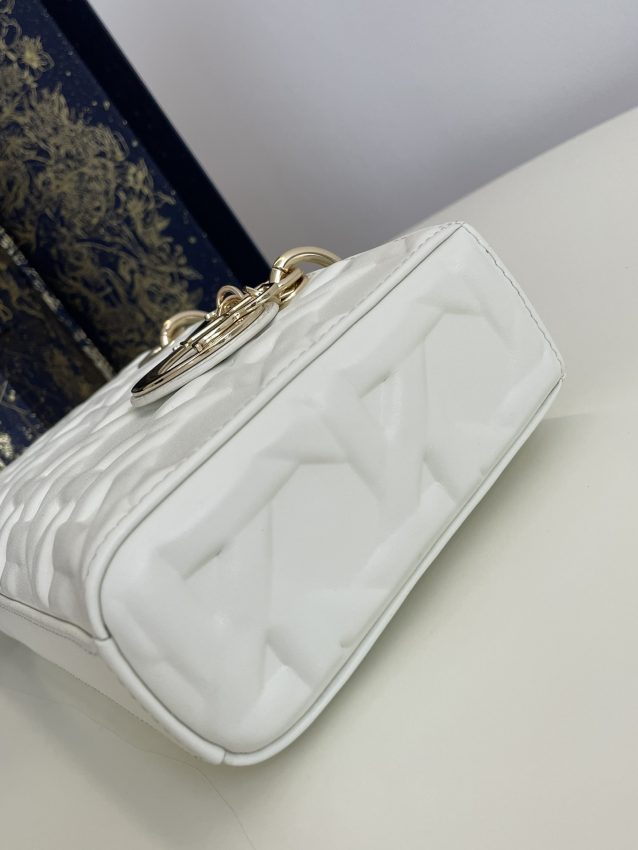 Replica Dior Lady D – Joy Large Bag New White