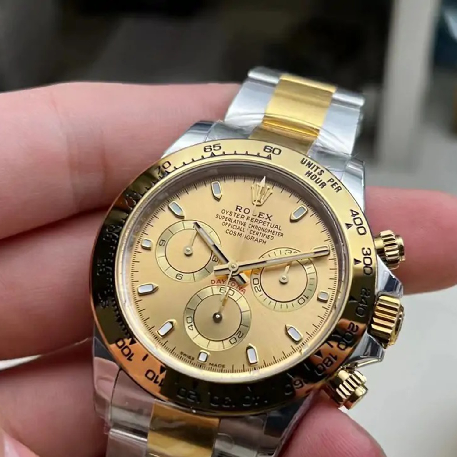 ​Rollie-The Crown Cosmograph Daytona Gold 40mm Champagne Dial 116503-0003