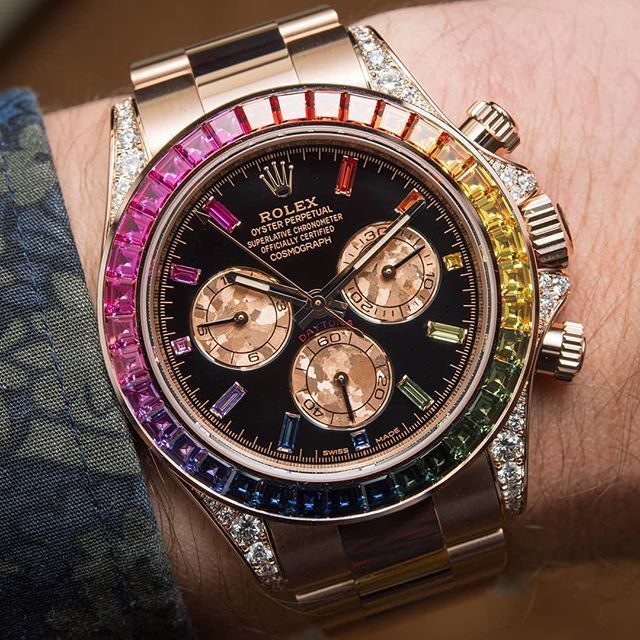 Rolex Cosmograph Daytona 116595RBOW 40mm Everose Gold Rainbow Sapphire Watch