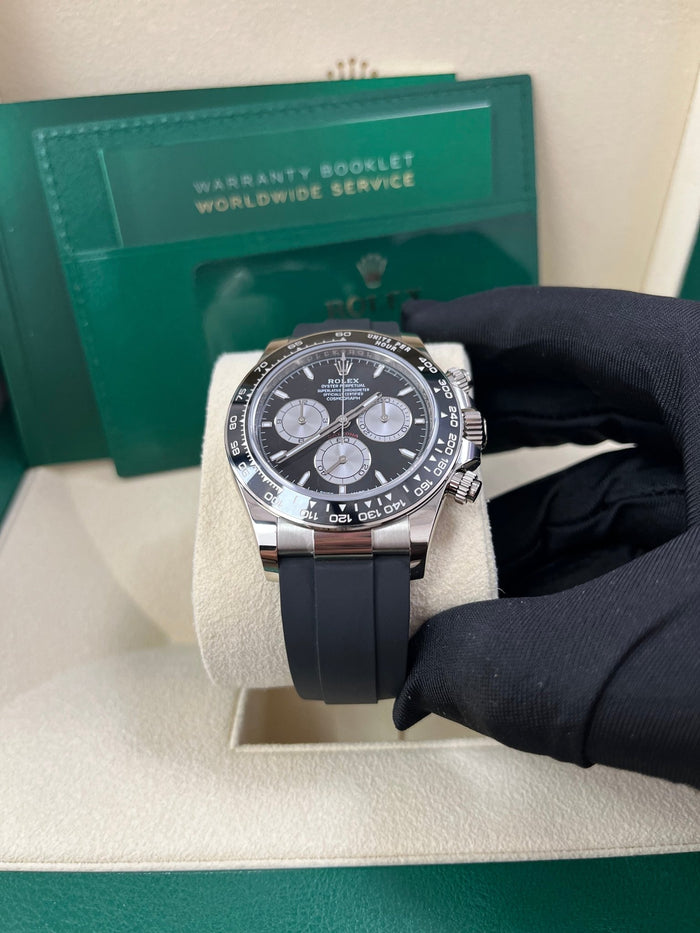 2023 New Rolex Cosmograph Daytona Oyster, 40 mm, White Gold m126519ln-0002