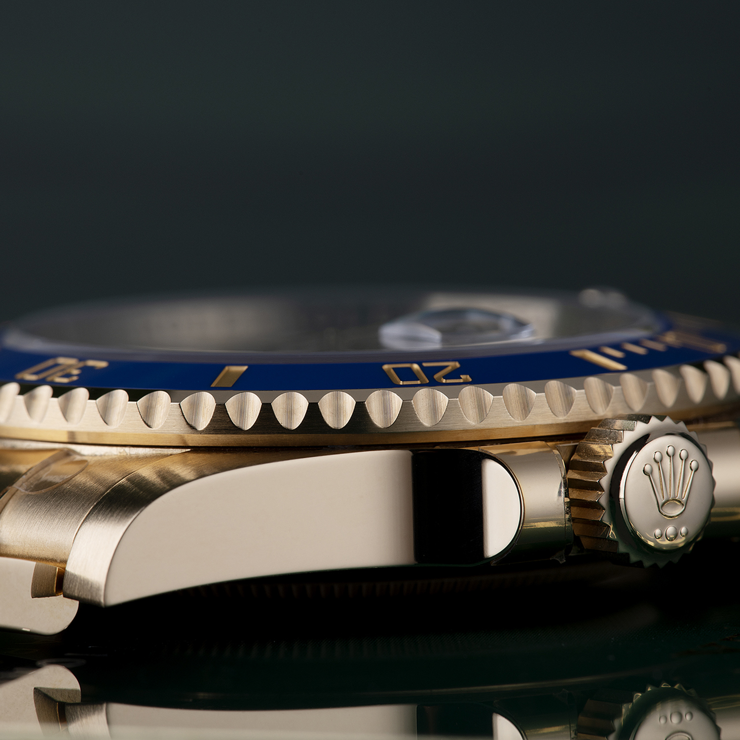 Rolex Submariner Date Oyster 18k Yellow Gold 41mm 126618LB-0002 Unworn