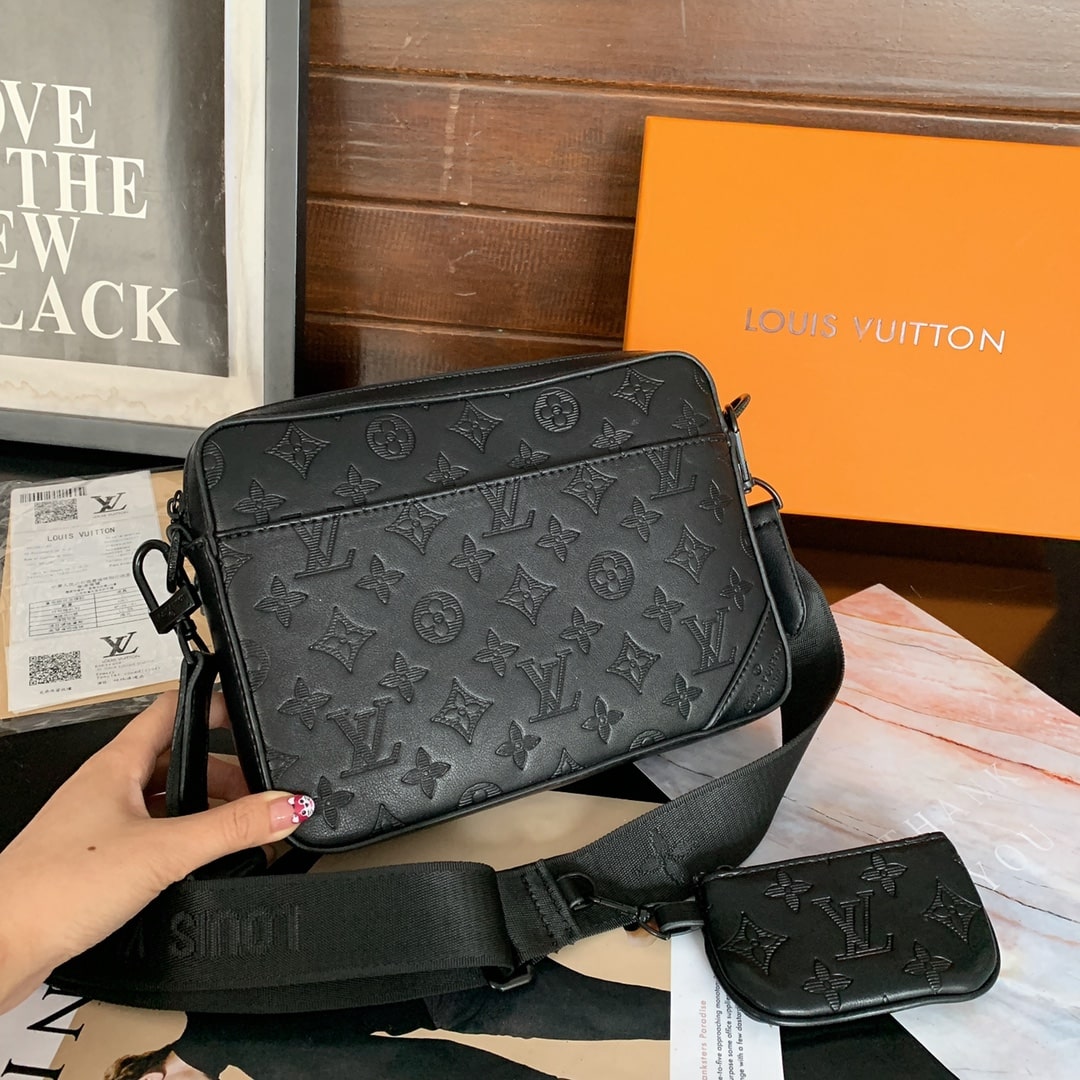 Louis Vuitton Duo Messenger Bag Black 25Cm M69827