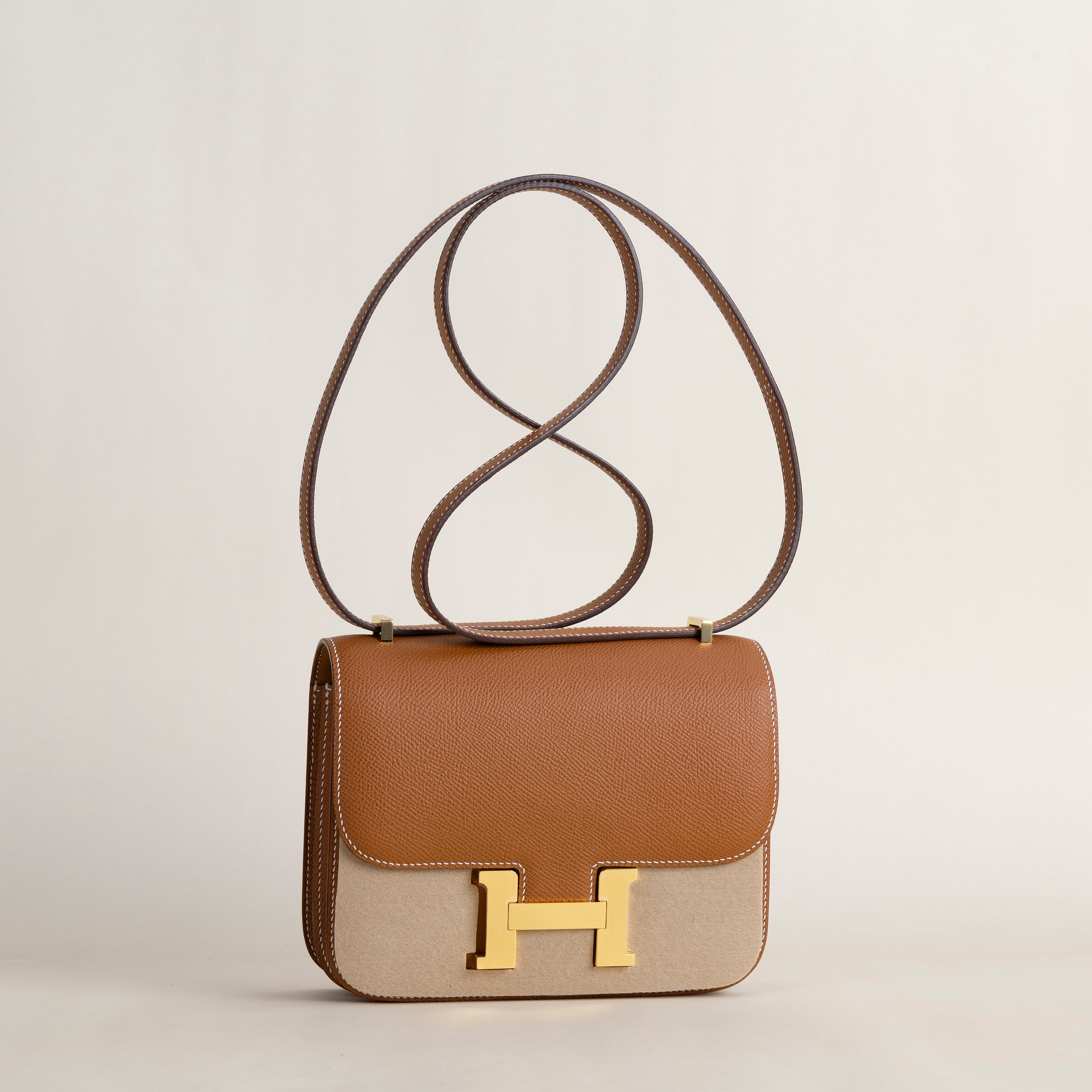 Constance 18 epsom gold GHW