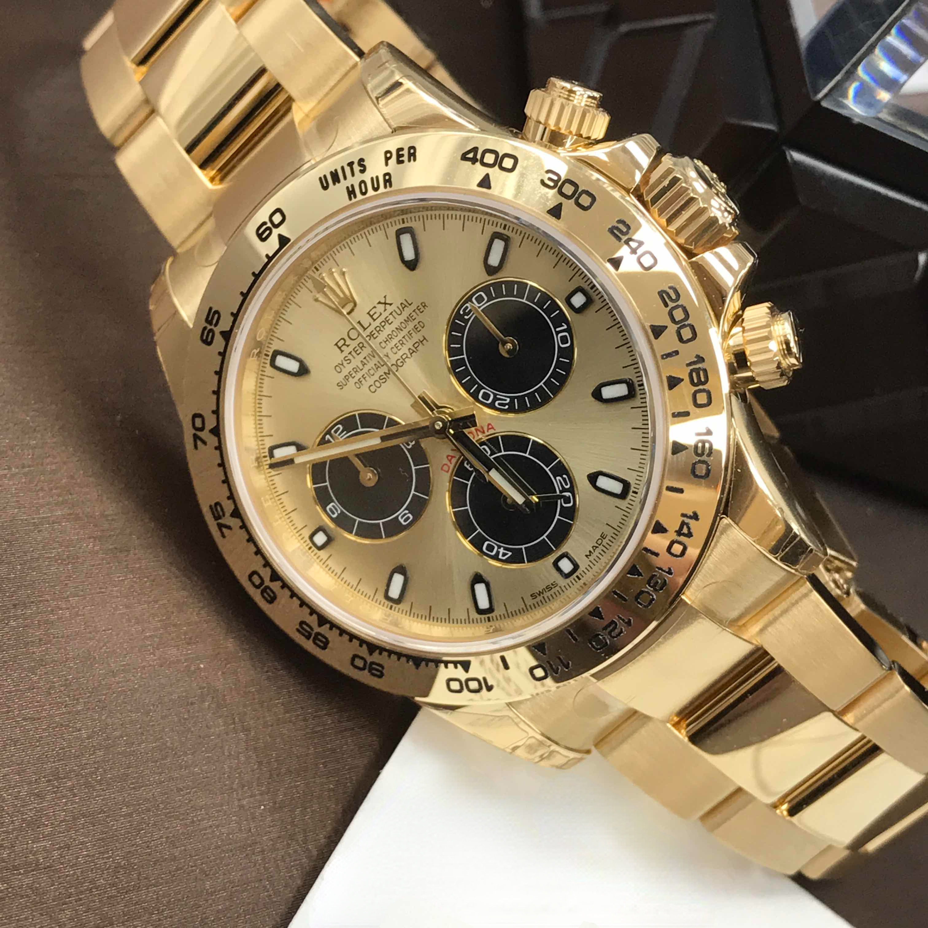 Rolex Daytona &lsquo;Pikachu&rsquo; Gold 18k Yellow Gold Oyster Steel 40 mm 116508