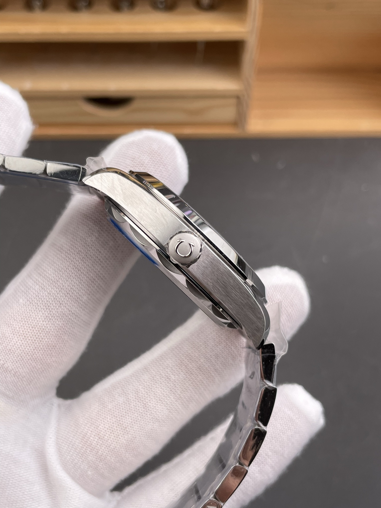 Seamaster 150, Grey Dial