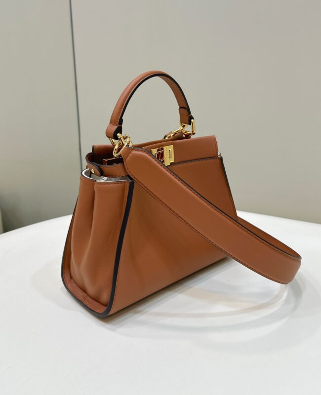 Replica Fendi Peekaboo Medium Brown