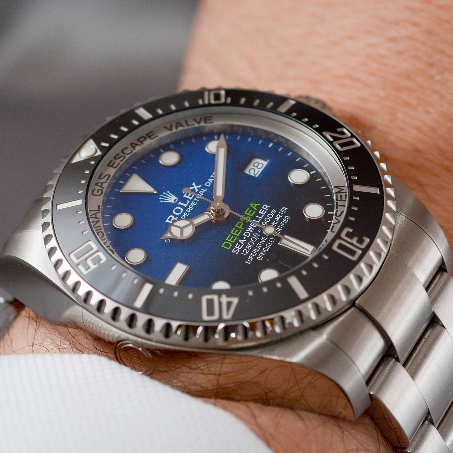 The Newest Realse-?Big Promotion-Rolex Sea-Dweller Deepsea 126660 D-Blue "James Cameron" Blue Dial 44mm Unworn