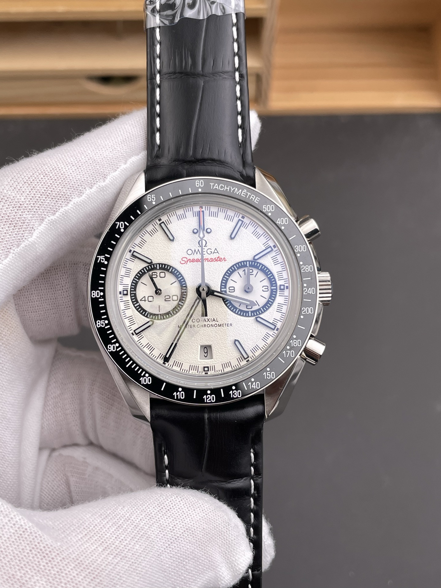 Speedmaster Racing Chronograph White Dial