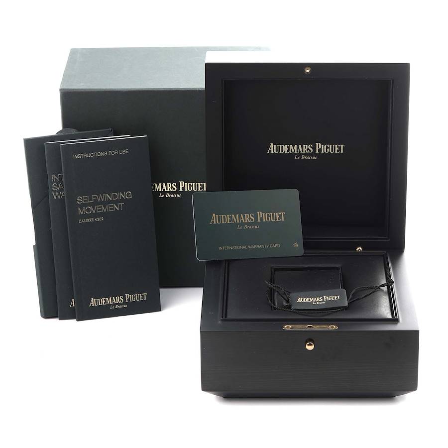 Audemars Piguet Royal Oak Black Dial Steel Mens Watch 15500ST