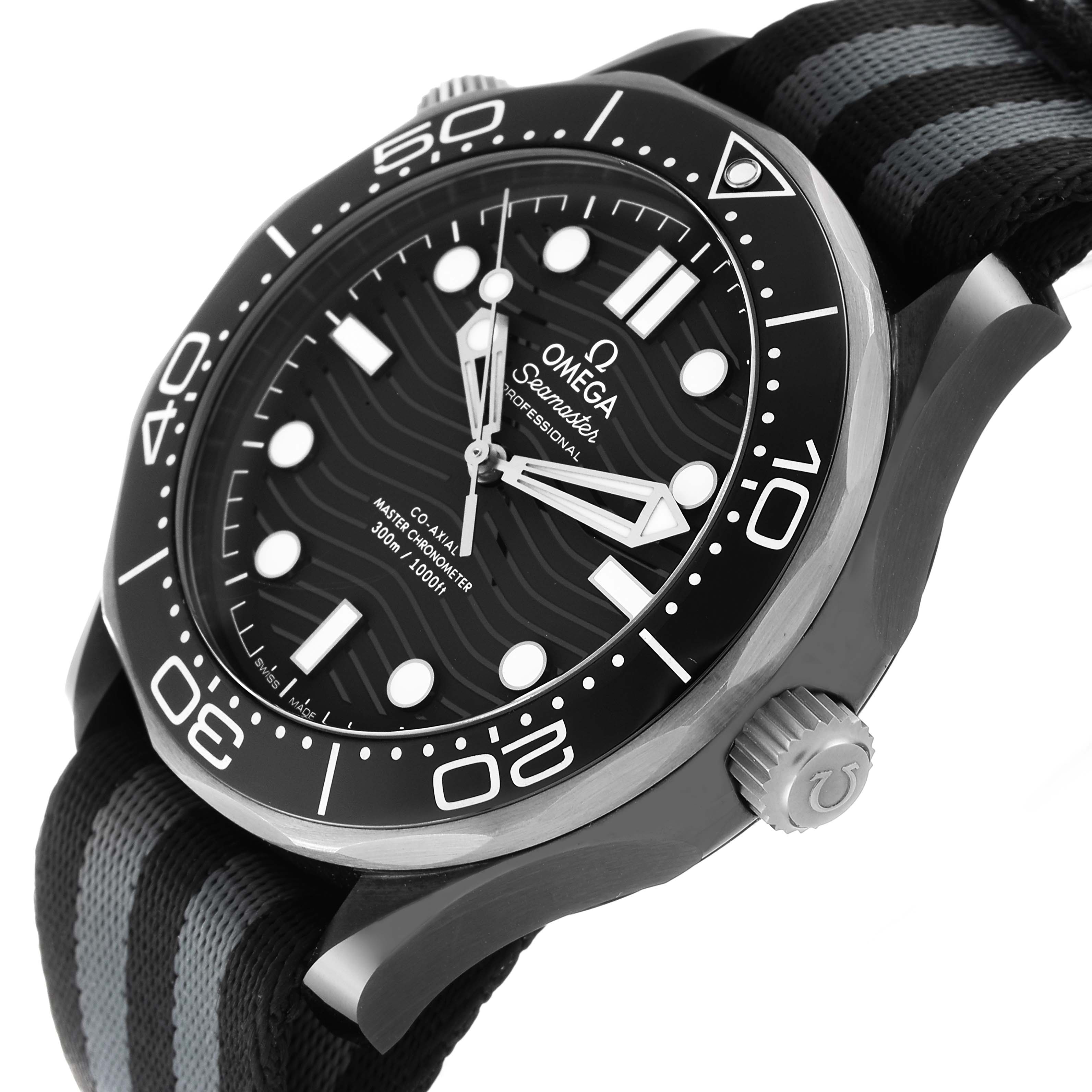 Omega Seamaster Diver Master Chronometer Ceramic Titanium Mens Watch 43.5 MM 210.92.44.20.01.002