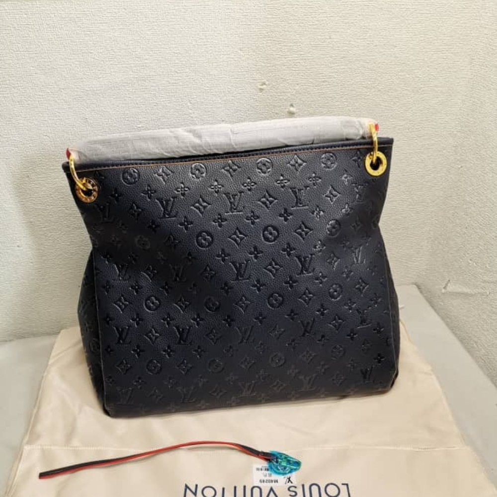 Louis Vuitton Artsy MM Monogram Navy Blue 47Cm