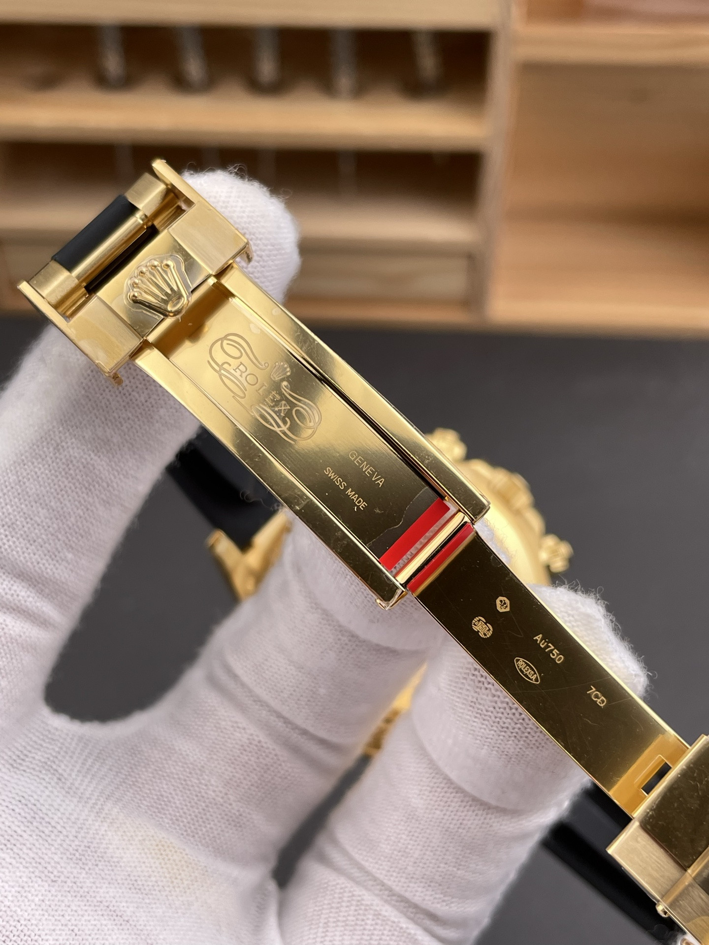 Gold Rubber Daytona V1 Version