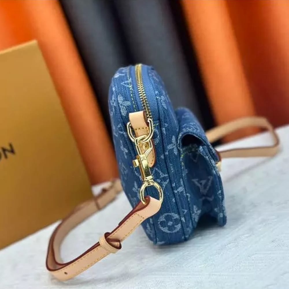 Louis Vuitton Fairfax Pochette Bag Denim Blue 17Cm M82948