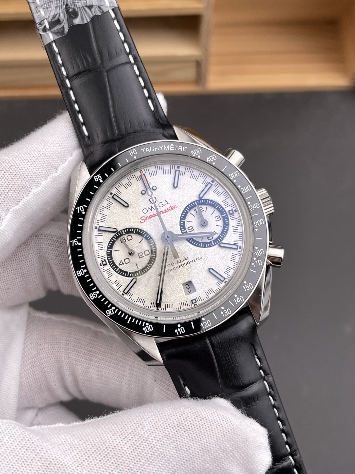 Speedmaster Racing Chronograph White Dial