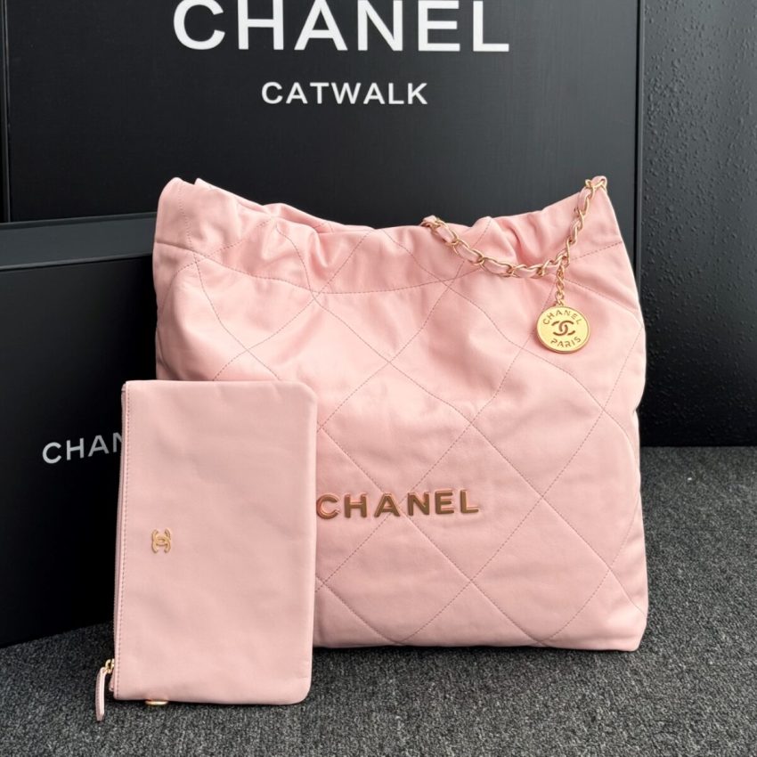 CHANEL 22 Medium Handbag Pink