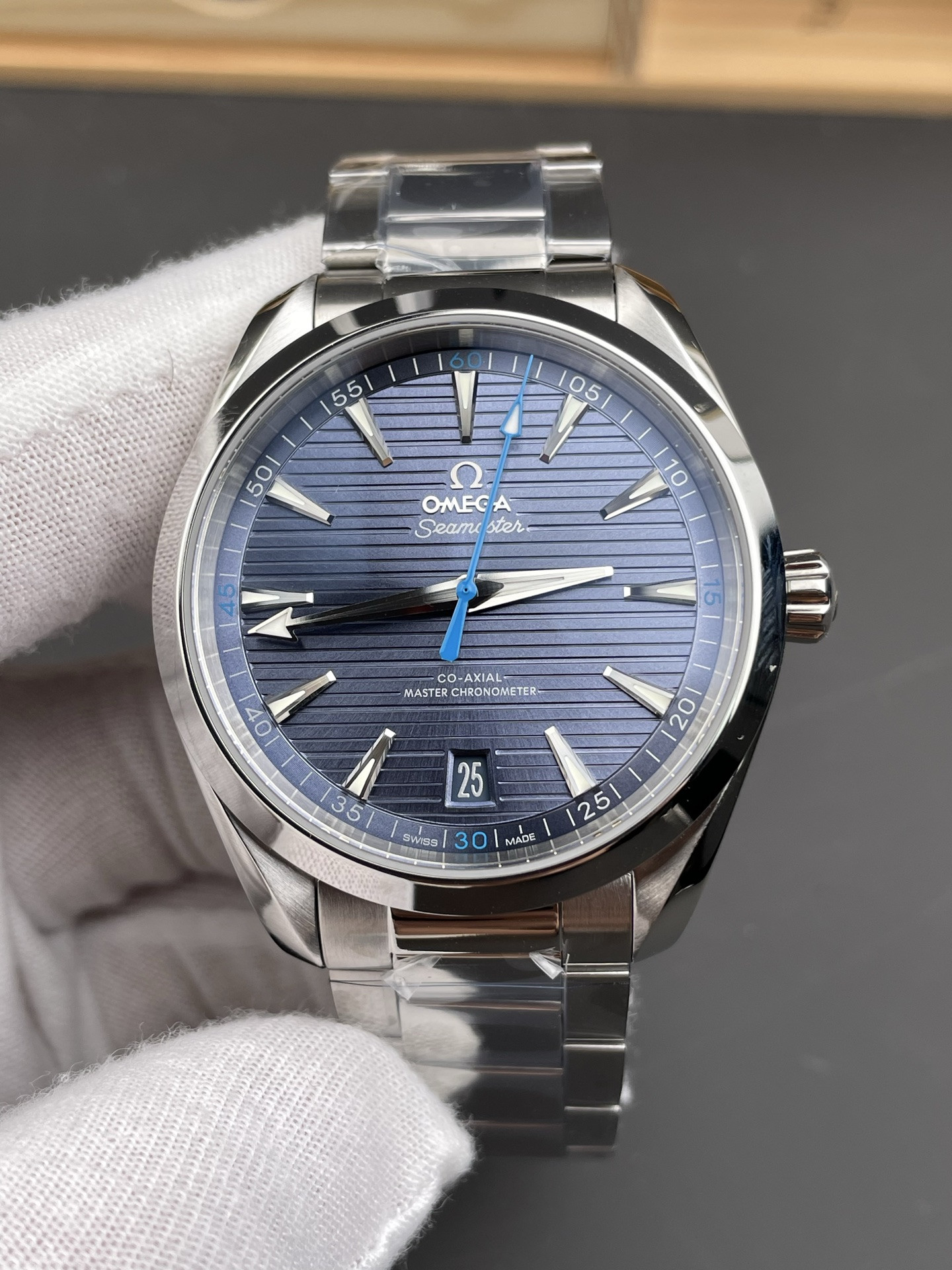 Seamaster 150, Teak Light Blue Dial