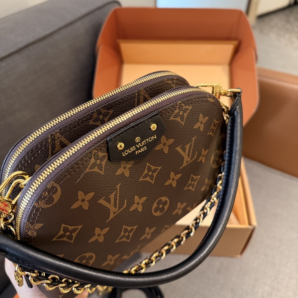 Louis Vuitton Be Alma Monogram Canvas 20Cm M12996