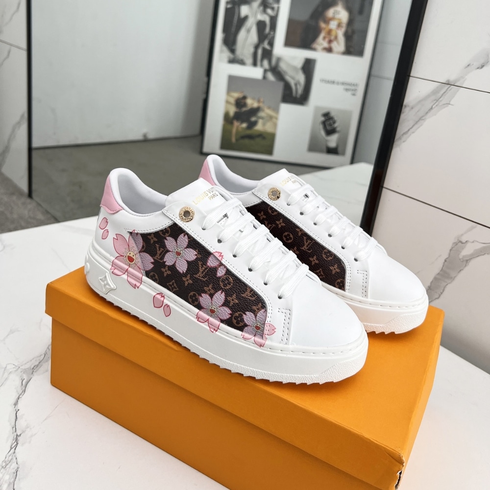 Louis Vuitton X Takashi Murakami Time Out Sneaker White 1AGWOL