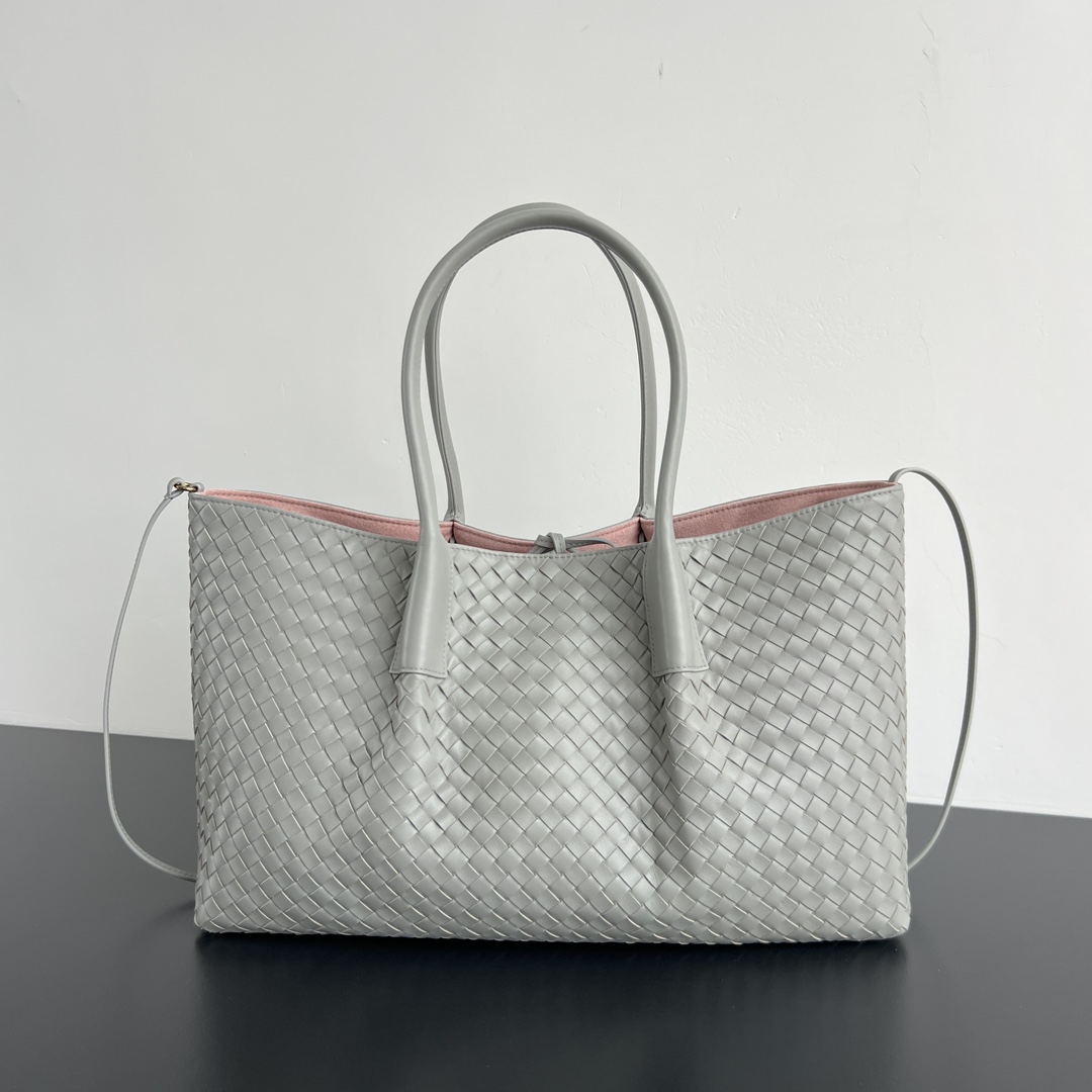 Bottega Veneta Pinacoteca Medium Replica