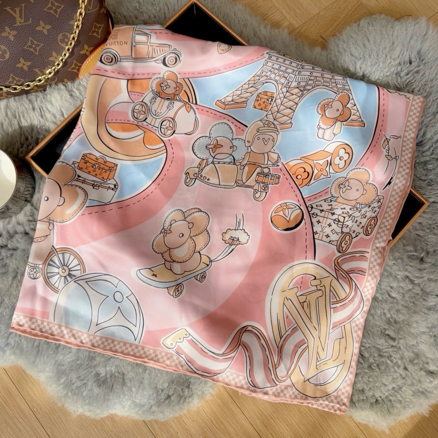 Louis Vuitton Vivienne 90 Speedy Square Silk Scarf Light Pink 90cm M79155