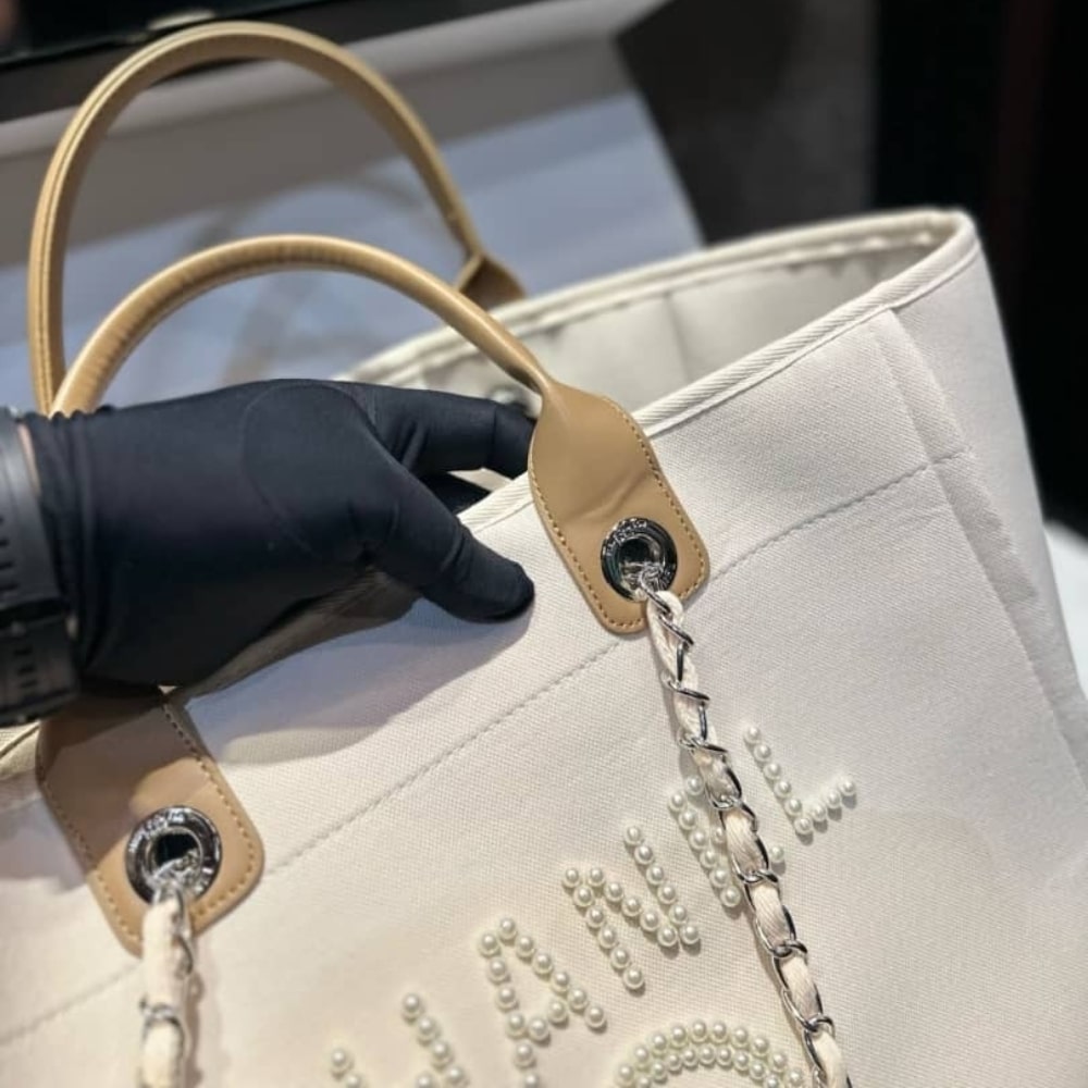 Chanel Cc Canvas Pearl Deauville Beige 38cm